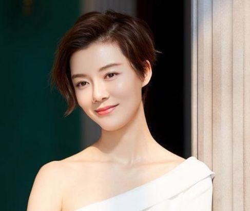 娱乐吃瓜艺人出道前改名